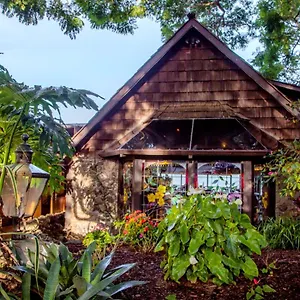 Kula Lodge Kula